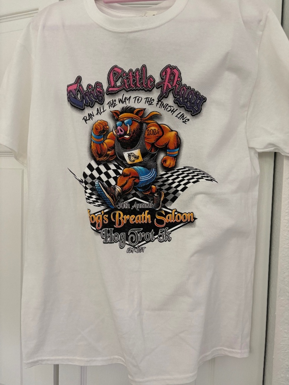 Hogsbreath saloon tee shirt